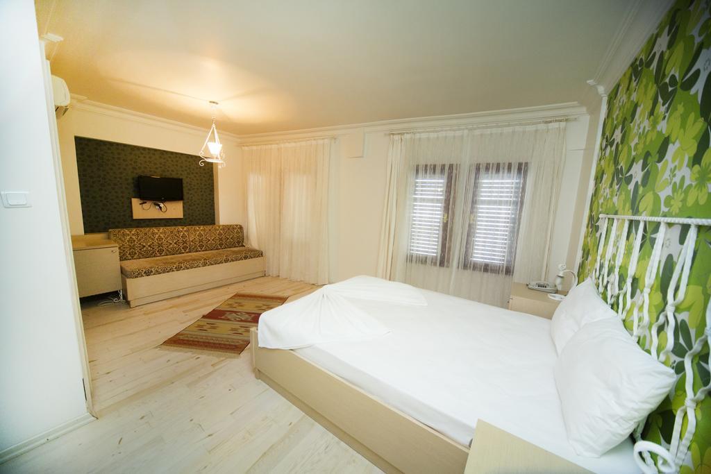Apollon Hotel Bozcaada Room photo