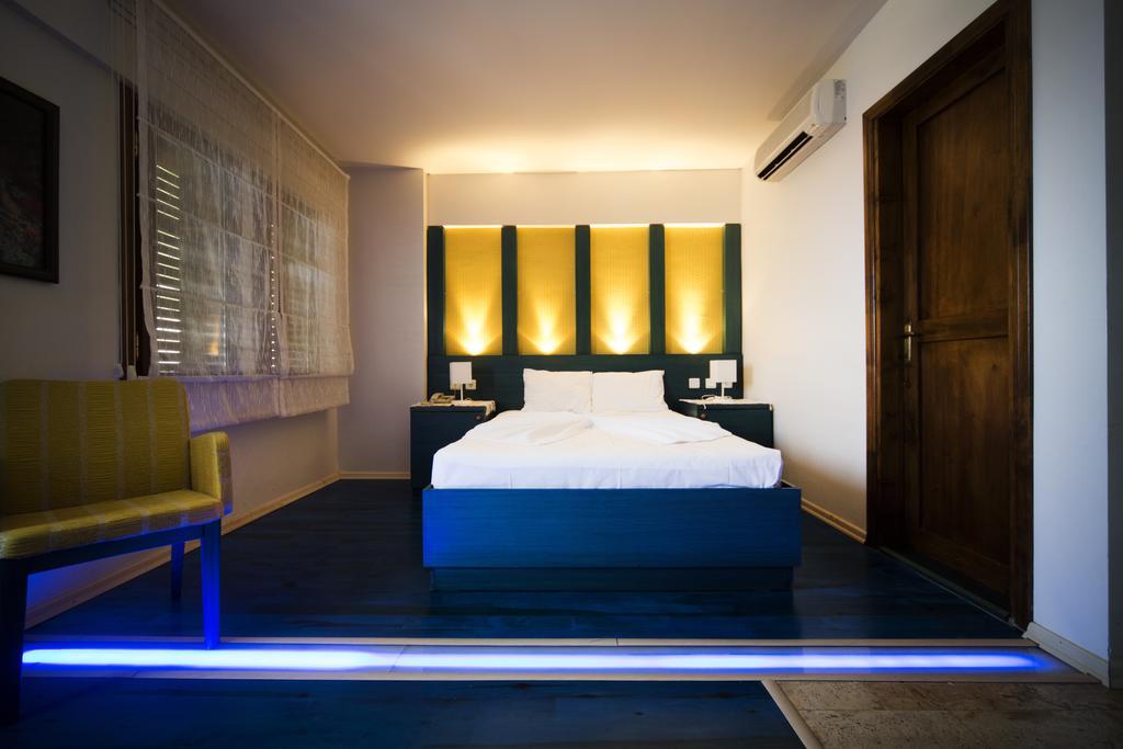 Apollon Hotel Bozcaada Room photo